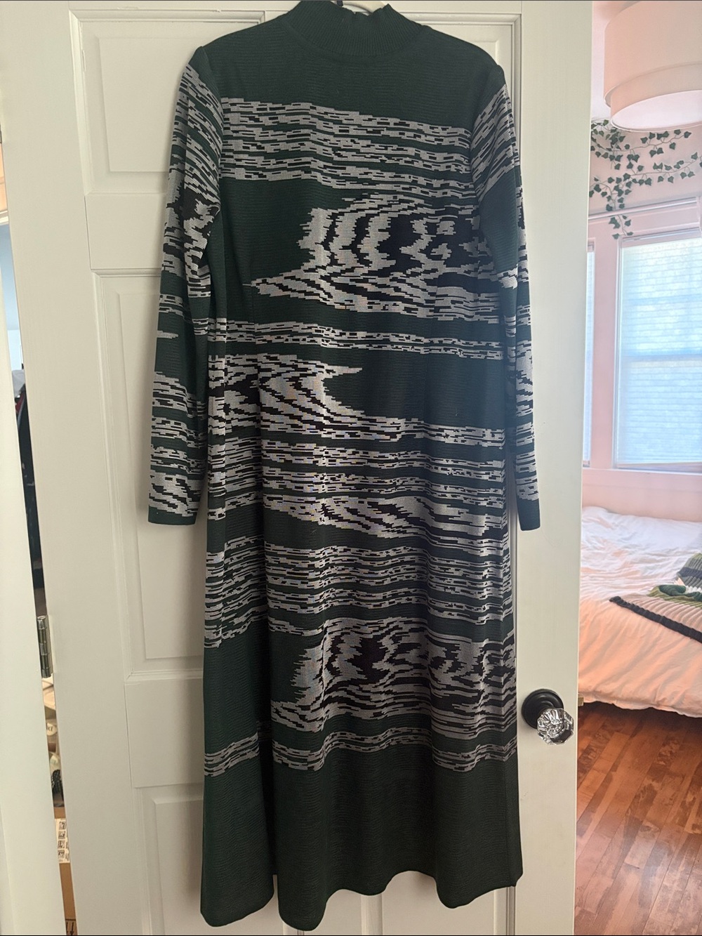 Misook Dark Green and Gray Patterned Maxi Dress